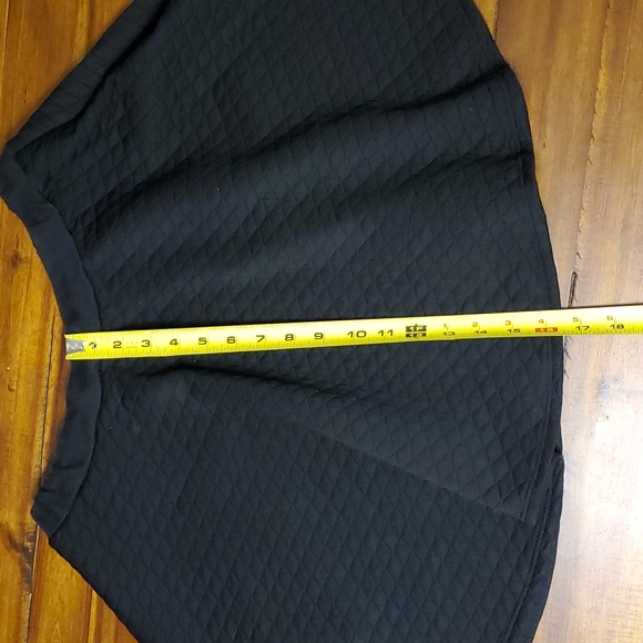 Black Mini Skater Skirt, size L - Picture 5 of 7